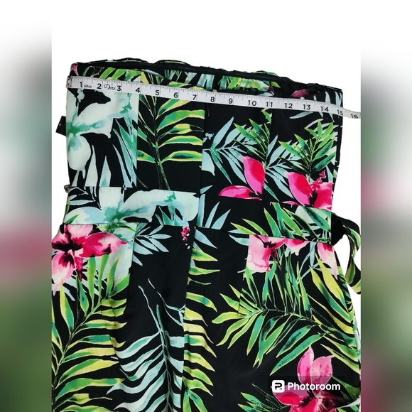 🆕 New York Company black floral strapless romper size S - Picture 8 of 12